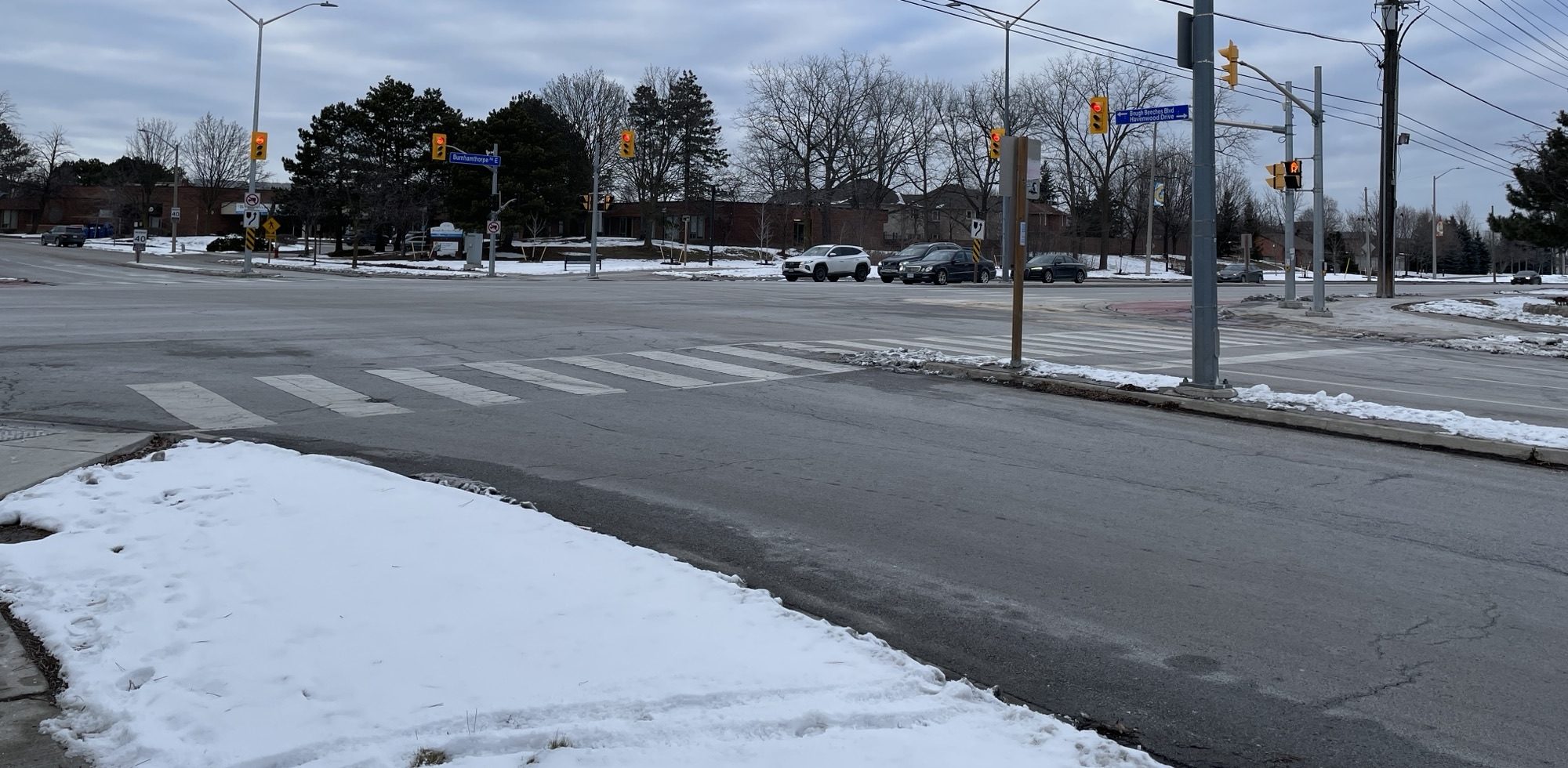 Two vehicles and three pedestrians have been involved in a collision in Mississauga on February 19, 2024. (Arthur Pressick/CITYNEWS)