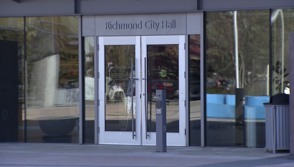 A file photo of the entrance to Richmond City Hall.