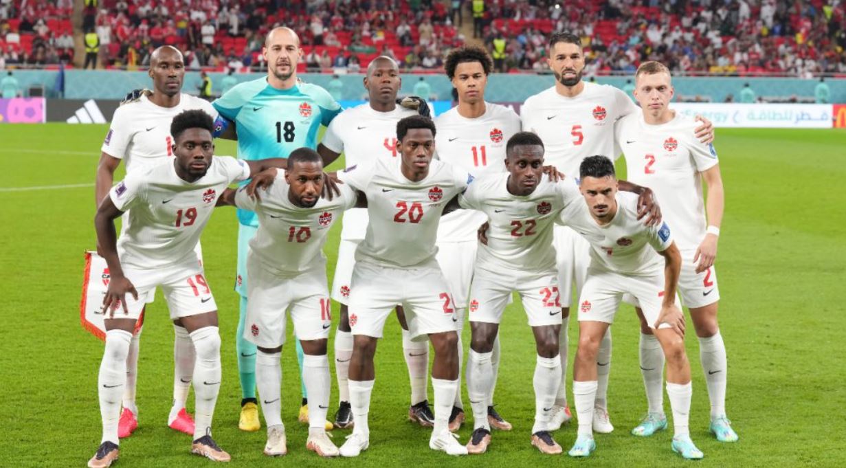 Canada players pose ahead of Group F World Cup soccer action against Belgium at Ahmad bin Ali Stadium in Al Rayyan, Qatar, on Wednesday, Nov. 23, 2022