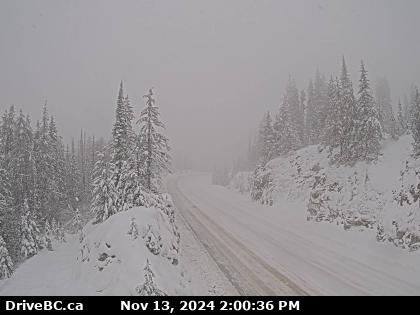 A CCTV image Highway 3 near the Paulson Summit, looking west.